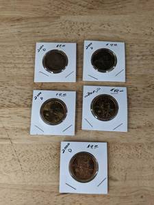 lot 95 image: Collection of Five Sacagawea One Dollar Coins  K