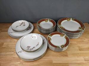 lot 242 image: Set of 36 Dishes by Gibson and Larchmont by Sango M