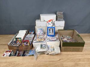 lot 91A image: Baseball Card Collection MLB Auto Yankees Twins Mauer Griffey Bonds Ruth M