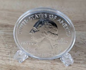 lot 39 image: Large 5 Oz .999 Fine Silver 2014 United States Quarter Coin Virginia Shenandoah K