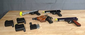 lot 735 image: 3 Paintball Pistols and 1 BB Pistol Holster Handcuffs M