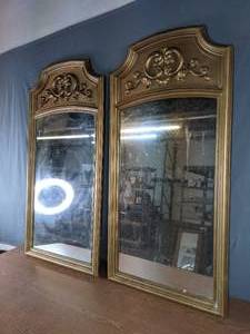 lot 487 image: Stunning Set of 2 Matching Decorative Mirrors N