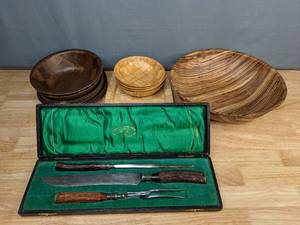 lot 259 image: Set of Weavewood Inc Wooden Bowls, Wooden Trays and a Set of Joseph Rodgers & Sons Cutlery M