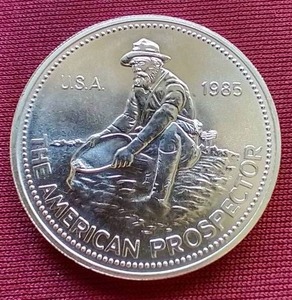 lot 2 image: 1985 1 Oz. Silver Engelhard Prospector Round