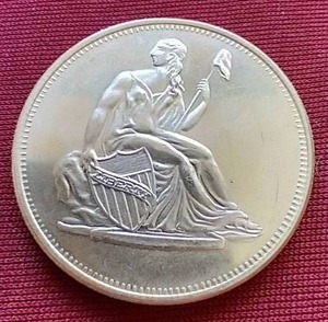 lot 41 image: 1 Oz. Silver Round