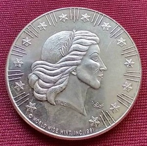 lot 68 image: 1 Oz. Silver Round