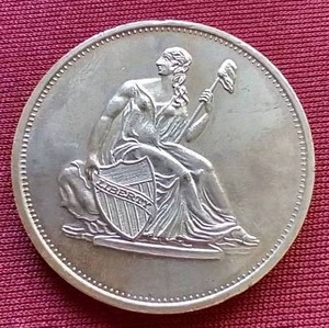 lot 81 image: 1 Oz. Silver Round