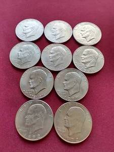 lot 83 image: (10) Eisenhower Dollars