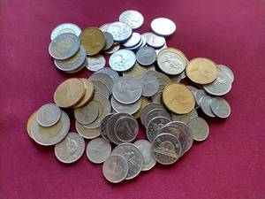 lot 91 image: Over $35 in Canadian Coins