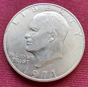 lot 92 image: 1971-S 40% Silver Eisenhower Dollar