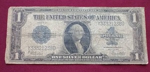 lot 105 image: 1923 $1 Silver Certificate Horseblanket Note