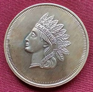 lot 161 image: 1 Oz. Silver Round