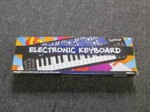 electronic keyboard ...