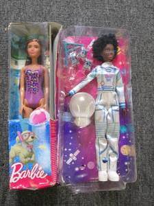 2 barbies ...