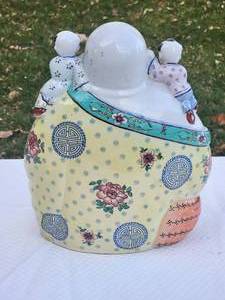 lot 87 image: Fantastic Vintage Porcelain Laughing Buddah Statue