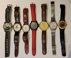 lot 156 image: Collection of 7 Mens Novelty and Fashion Watches, A