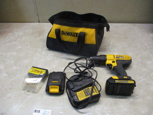 lot 8 image: Dewalt Drill