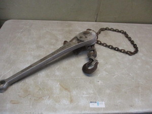 lot 59 image: A.B. Chance Co. 1 Ton Chain Hoist ($300 on Ebay)