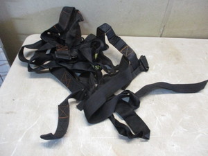 lot 86 image: Safety harness