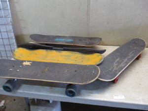 lot 88 image: Skateboard Lot