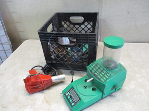 lot 95 image: RCBS Powder Scale