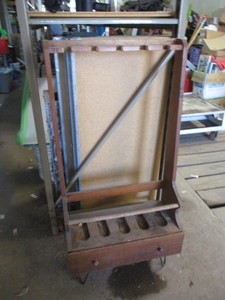 lot 97 image: Gun Rack