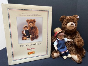 lot 506 image: Fritzl and Hein  Kthe Kruse & Steiff  Friendship Collection 200 Years of German Toy History  Year 1996  Ltd. ed- 2,500 pcs