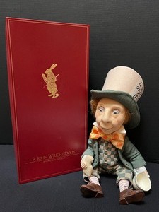 lot 502 image: R. John Wright The Mad Hatter Doll