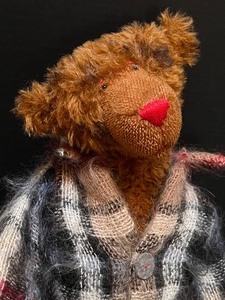 lot 560 image: Zwergnase Bear Gustaaf