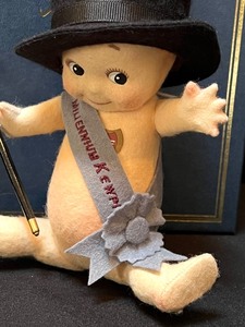 lot 544 image: R. John Wright Millennium Kewpie Doll