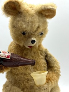 lot 578 image: Vintage Mechanical Bear Pouring a Soda Pop