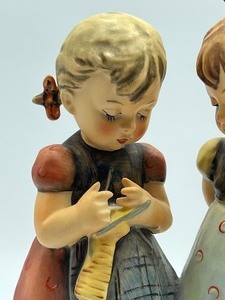 lot 572 image: Hummel Figurine Knitting Lesson