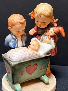 lot 592 image: Hummel Figurine Blessed Event