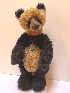 lot 629 image: Ellen Kislingbury Bear