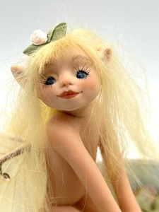 lot 609 image: Teacup Fairy Art Doll