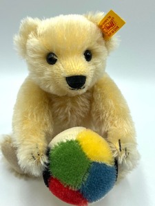 lot 663 image: Steiff Mid Ball Teddy 6767321