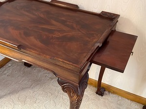 lot 676 image: Beautiful Accent with Double Slide Out Trays
