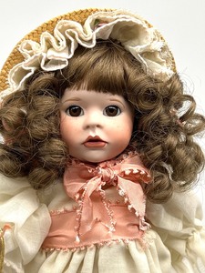lot 772 image: Lawton Doll Baa Baa Black Sheep