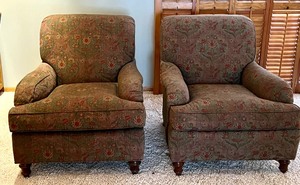 lot 754 image: Beautiful Pair of Stickley Upholstered Chairs