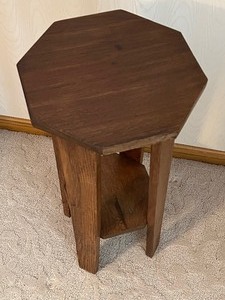 lot 694 image: Petite Wooden Accent Table