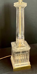 lot 693 image: Beautiful Crystal Table Lamp