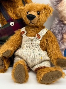 lot 786 image: Three Artisan Bears including a Pendleton Bear by Terry Hayes and Bear by Bear Witness & Bear by Mohair Artist Petra Valdorf