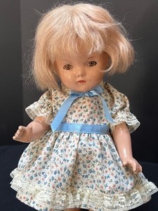 lot 824 image: Vintage Doll