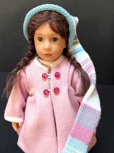 lot 818 image: Collectible Gotz Doll