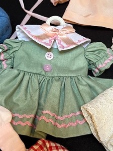 lot 858 image: Small Size Doll Clothes
