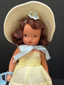 lot 861 image: Vintage Nancy Ann Storybook Doll