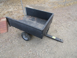 lot 23 image: Yardwork Trailer