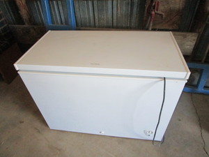 lot 92 image: Freezer (mid size)