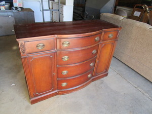 lot 109 image: Dresser 52x20x36