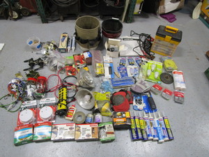 lot 258 image: Large Lot of Hardware & Misc. Items (see pics)